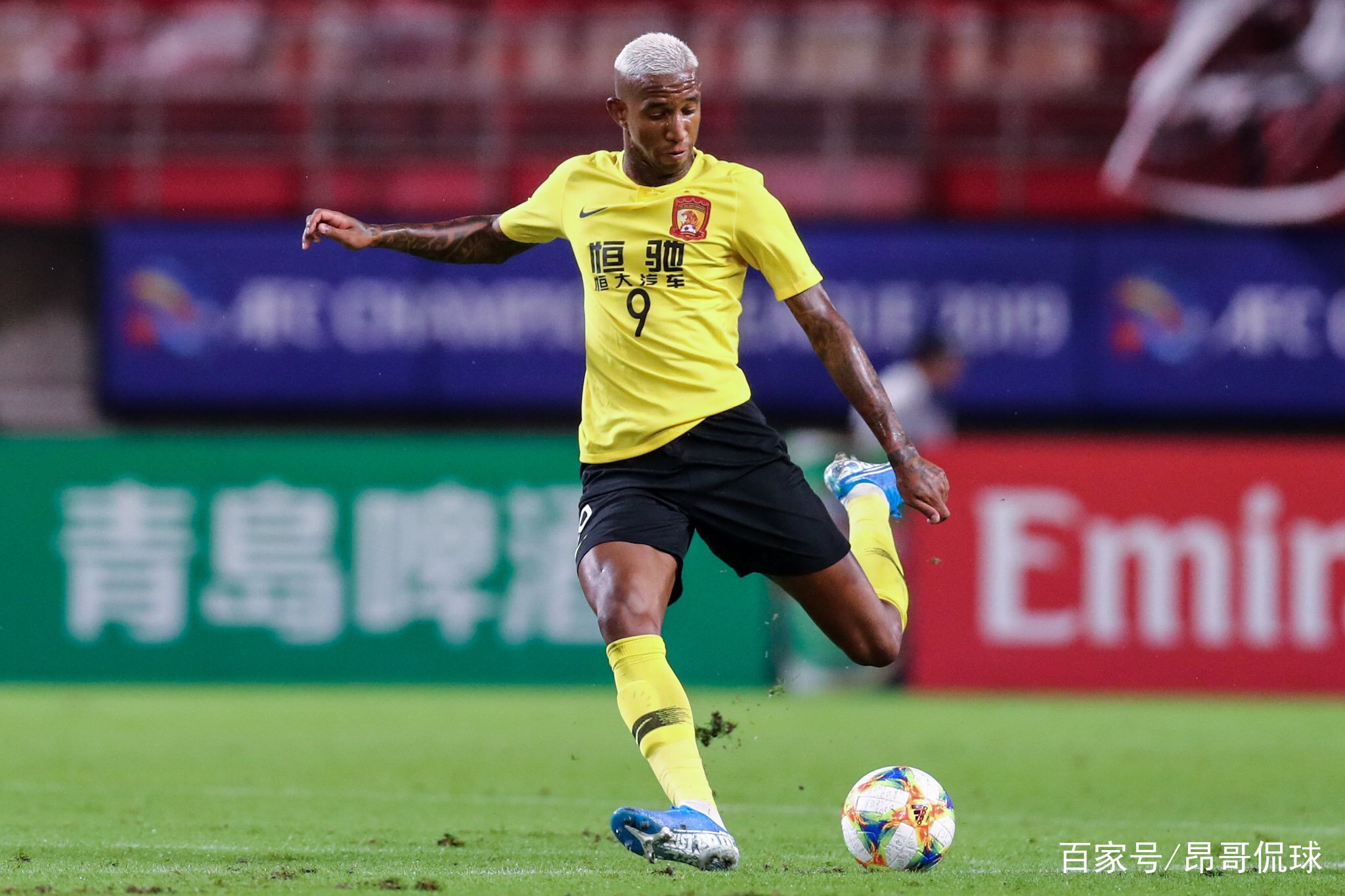 开云体育app-亚冠赛程吃紧，莱比锡今晚刷新队史纪录，质疑声仍在，身体对抗强度拉满的简单介绍-开云体育app