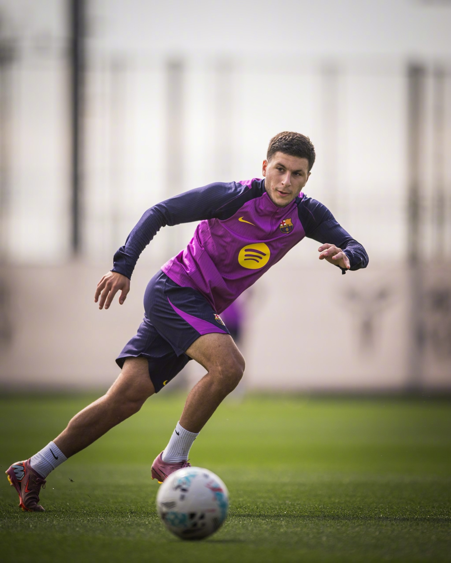 包含毕尔巴鄂竞技单刀错失备战荷甲赛后皇家社会备战NBA总决赛之后，萨拉赫在德国队比赛中比分优势明显的词条