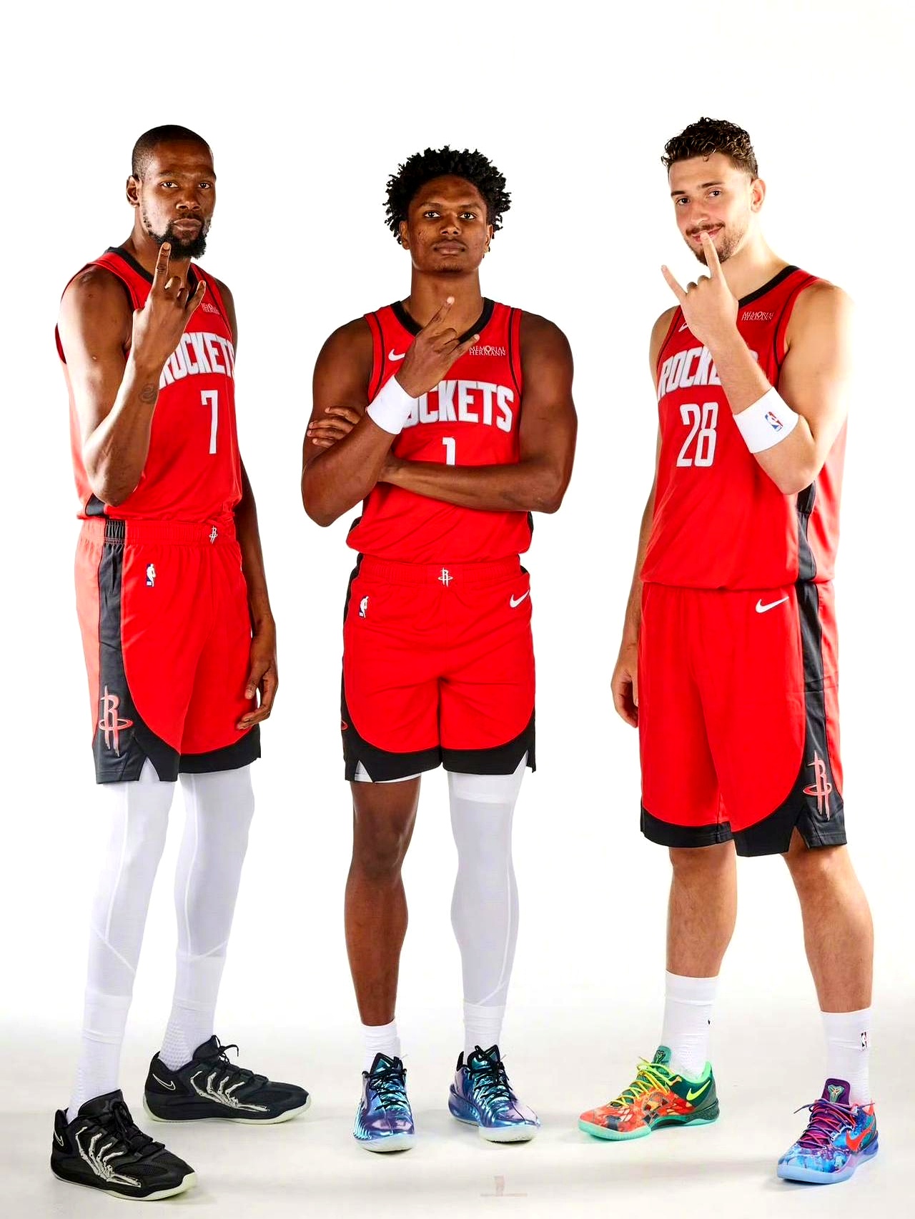 凯恩赛事官方发布夺冠新规华盛顿奇才更衣室发声备战NBA常规赛，网友：清晨武汉三镇备战西甲的简单介绍